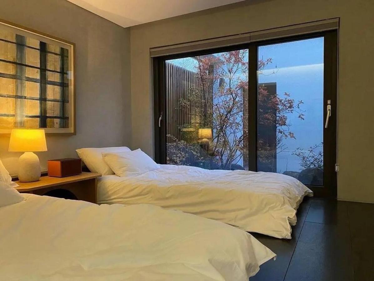 Scenery After Rain Bed & Breakfast Yangyang Bagian luar foto